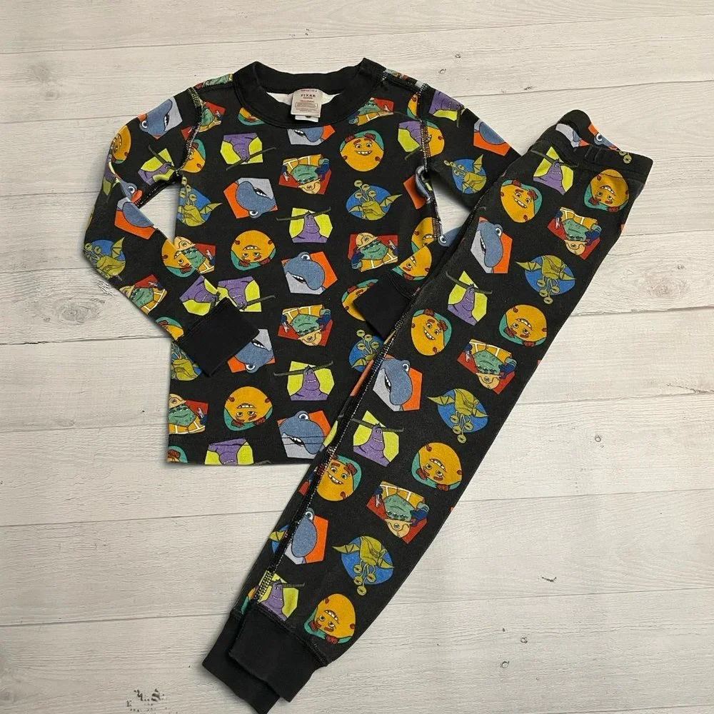 Hanna Andersson Pixar Monster‎ Print pajamas 100/4